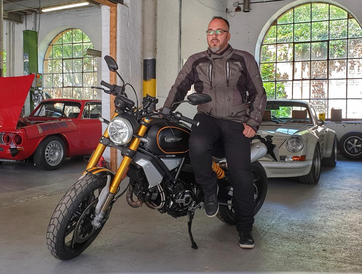 Mark Motorcycle riding kit