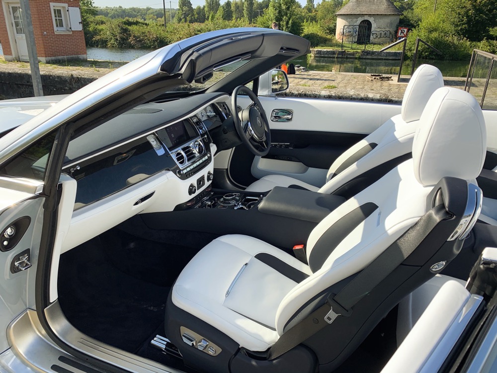 Rolls Royce Dawn Drophead Front Interior