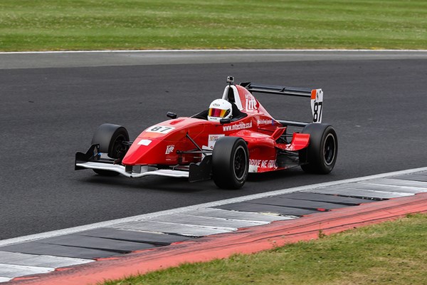 Thruxton Racing Circuit