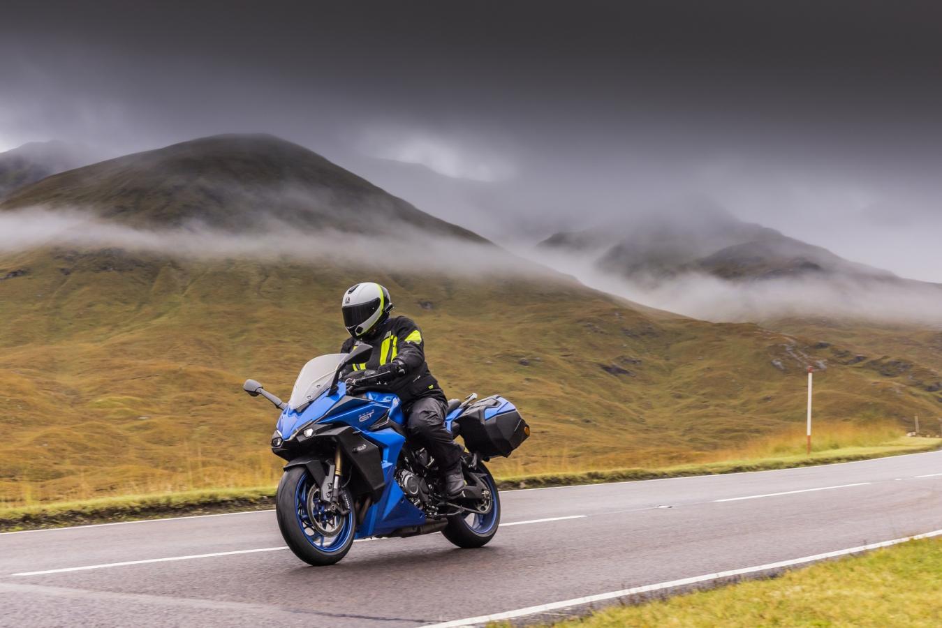 Suzuki GSX-S1000GT