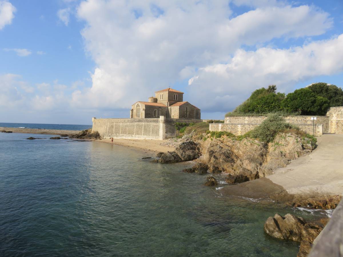 Priory Saint-Nicolas de la Chaume