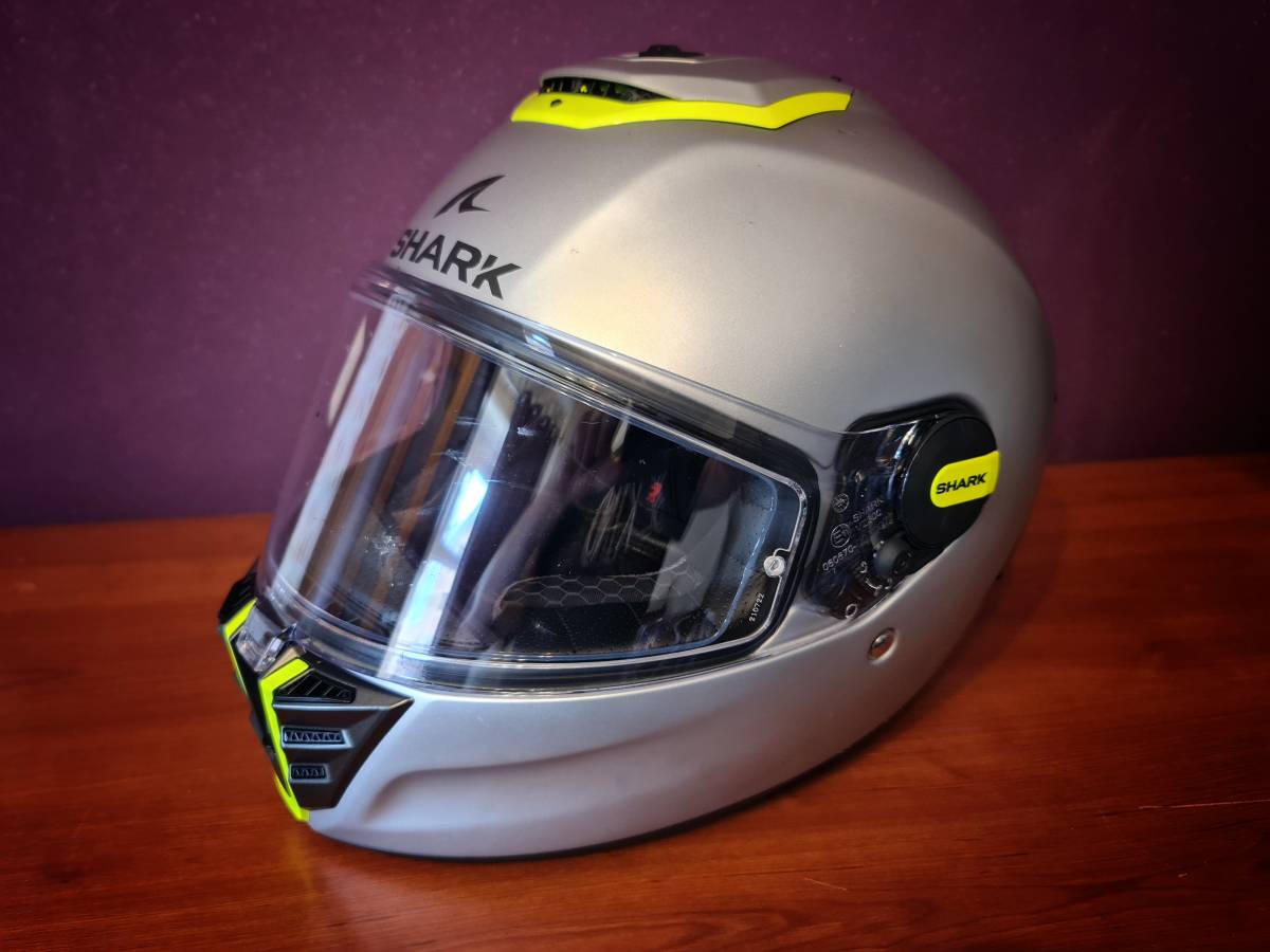 Shark Spartan RS