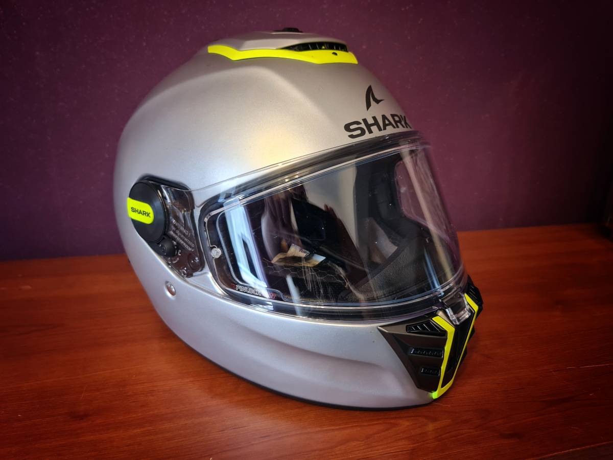 Shark Spartan RS
