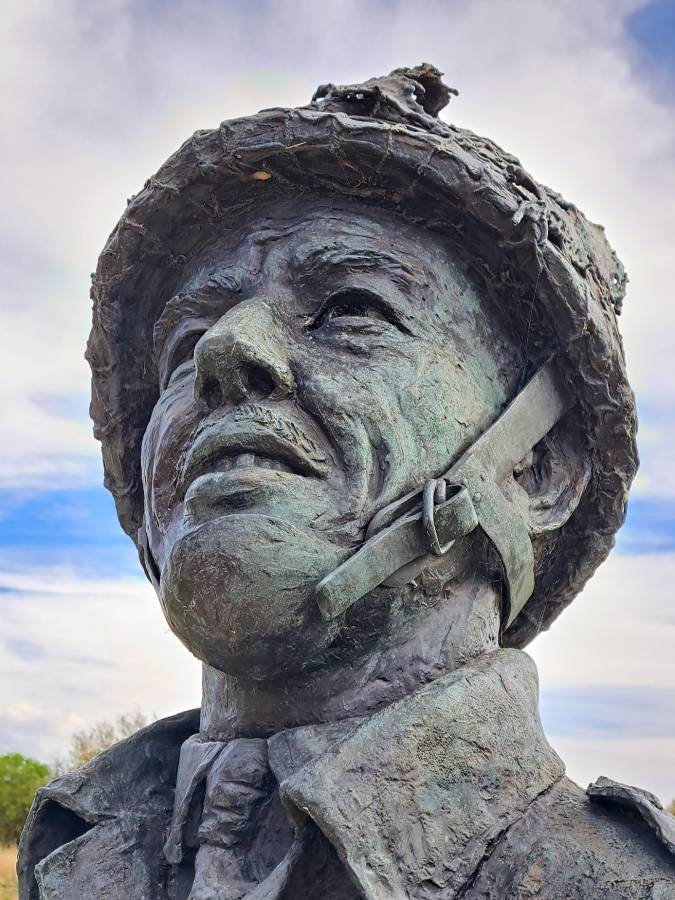 Major Howard Statue