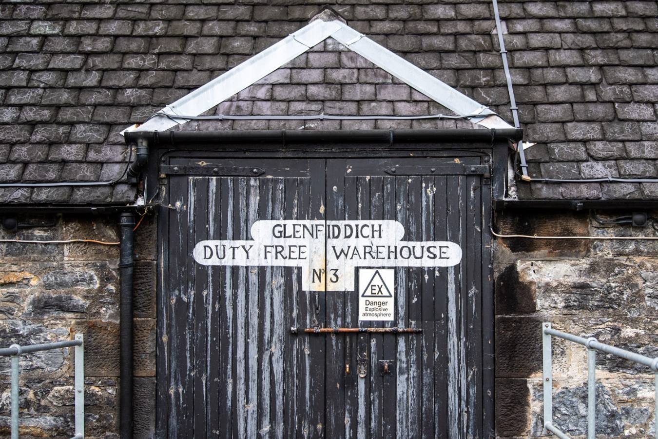 The door to exceptional casks.