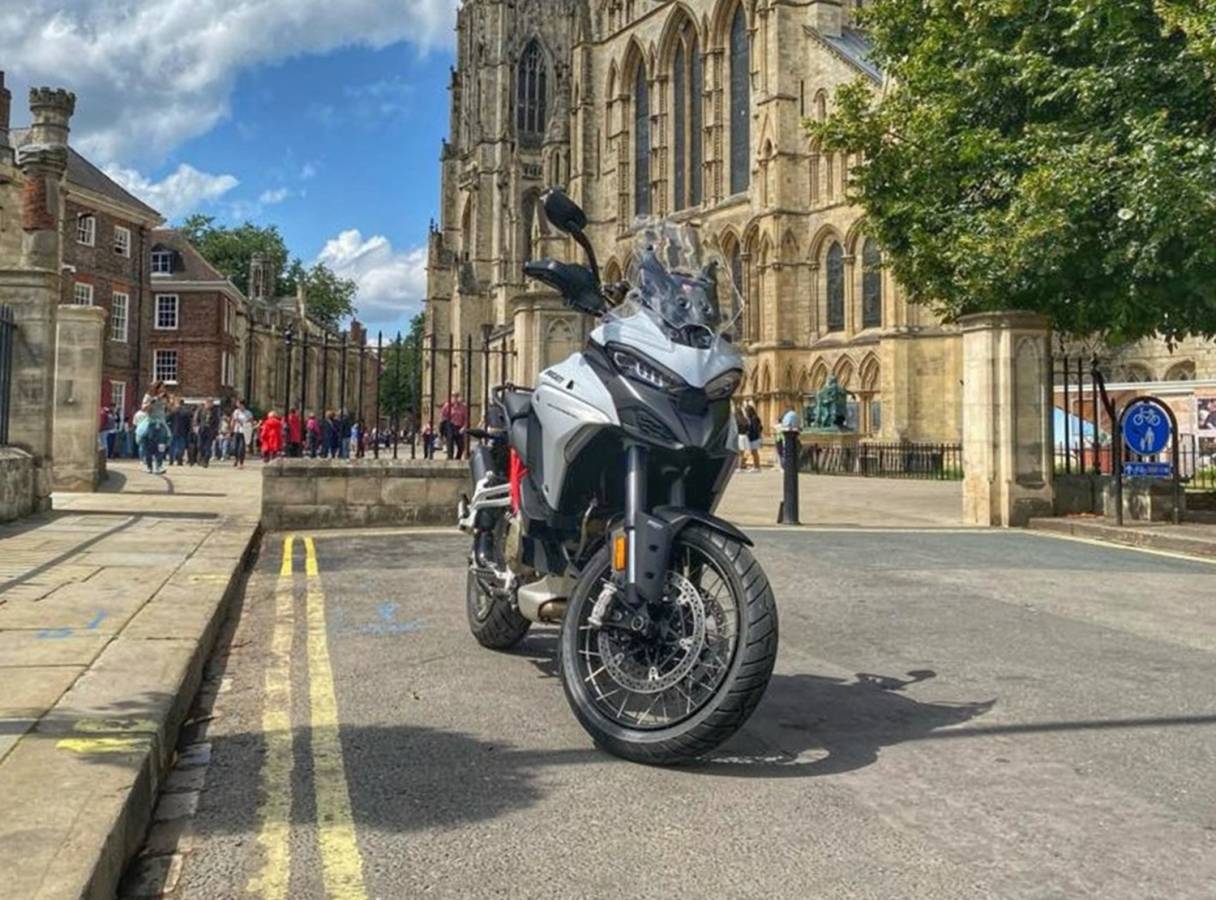 Ducati Multistrada V4 S