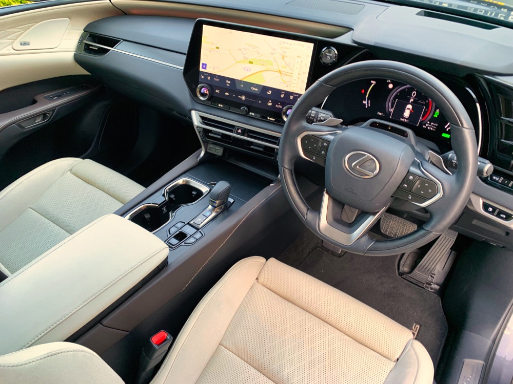 Lexus RX500h F Sport Performance Hybrid Review
