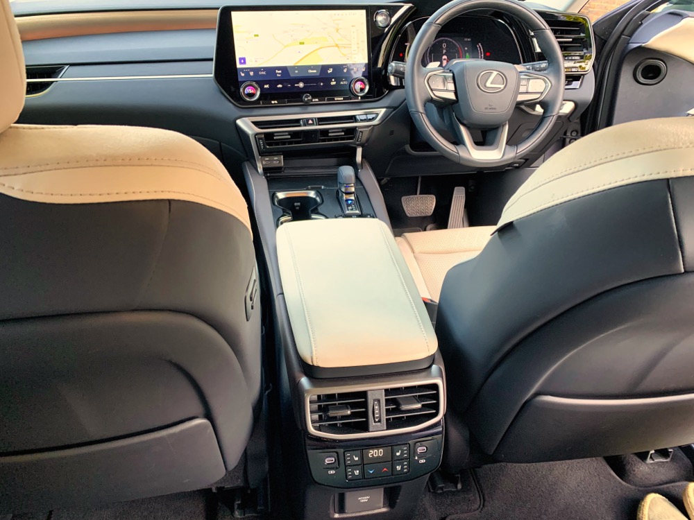 Lexus RX500h F Sport Performance Hybrid Review