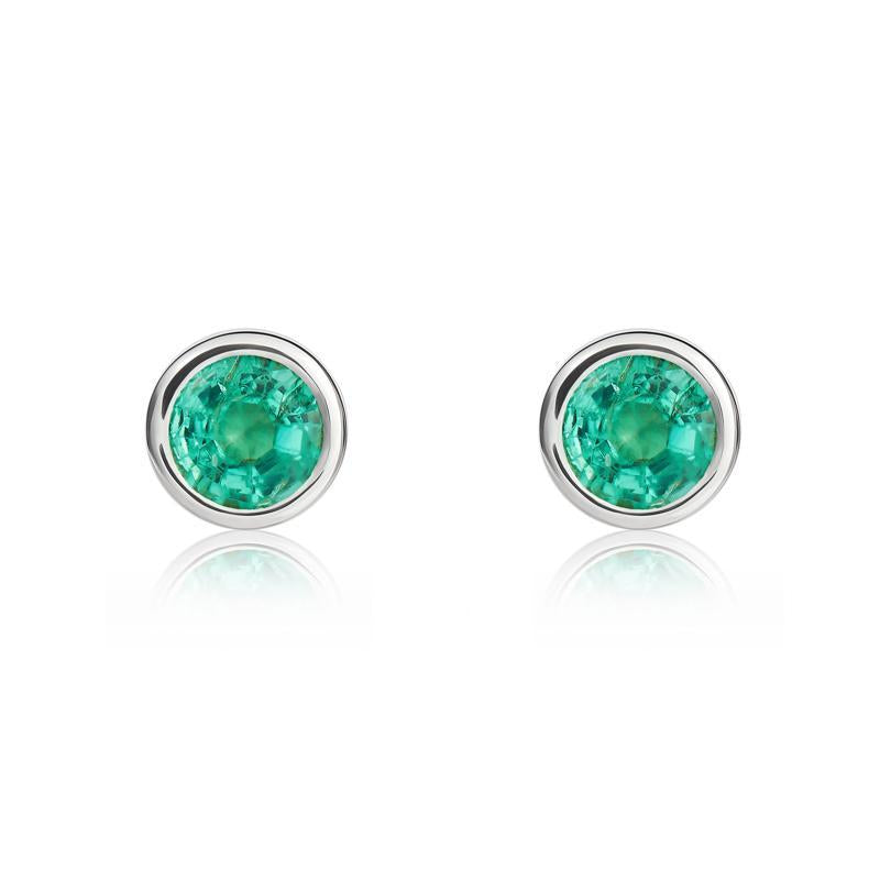 9ct White Gold Emerald 4mm Round Rub Over Set Stud Earrings
