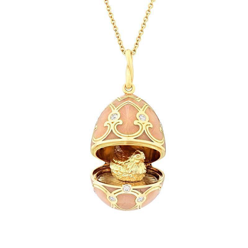 Faberge Palais Tsarskoye Selo Yellow Gold Locket With Hen Surprise - Gold