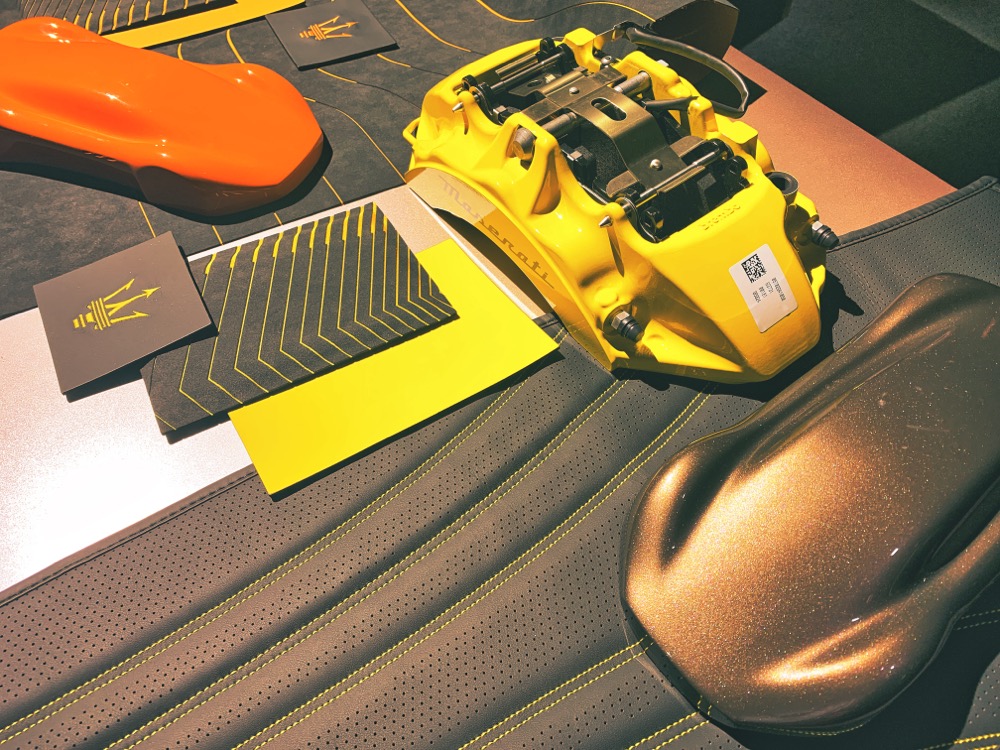 Maserati GranCabrio Folgore materials