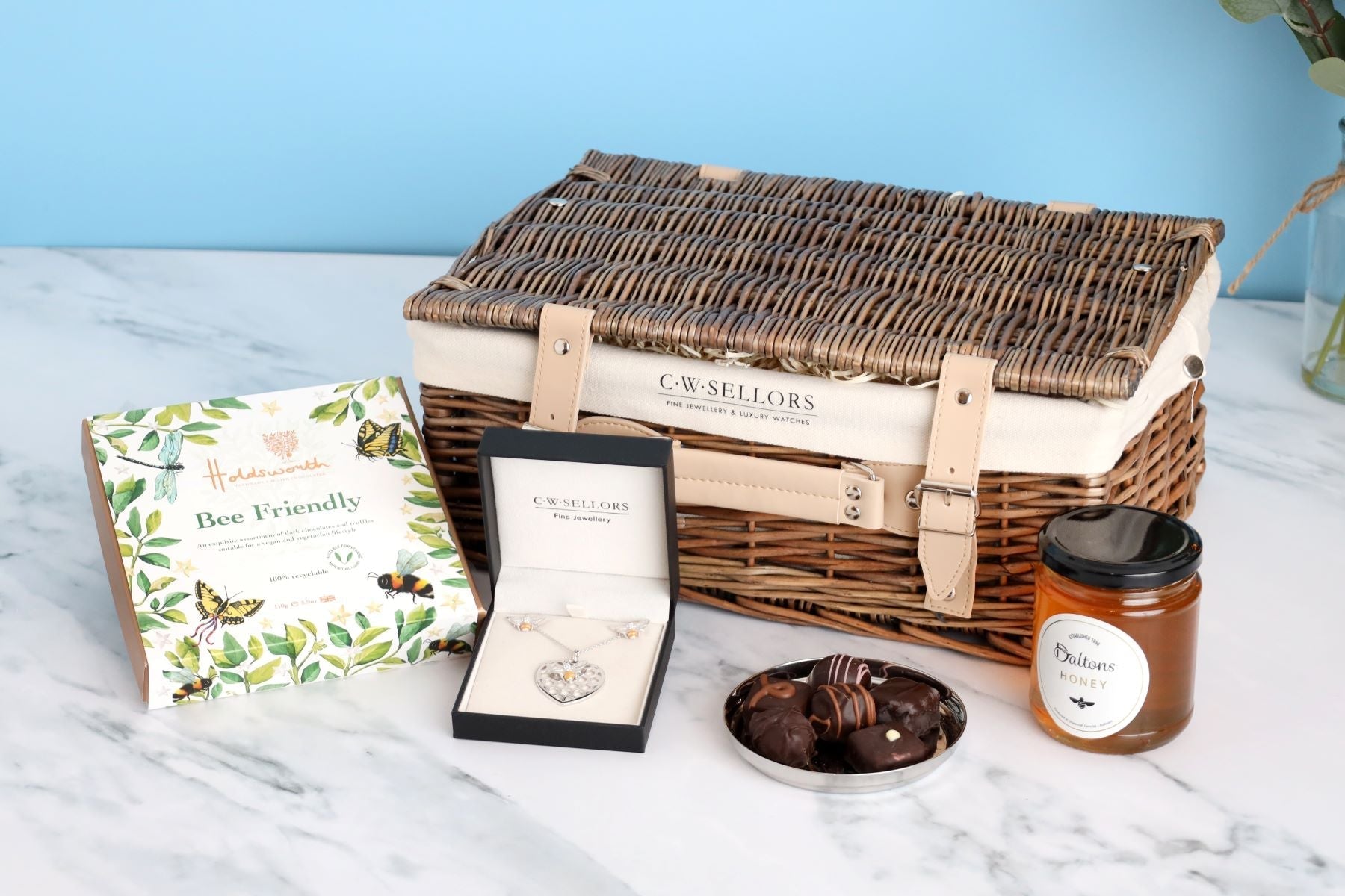 The Bee Happy Hamper