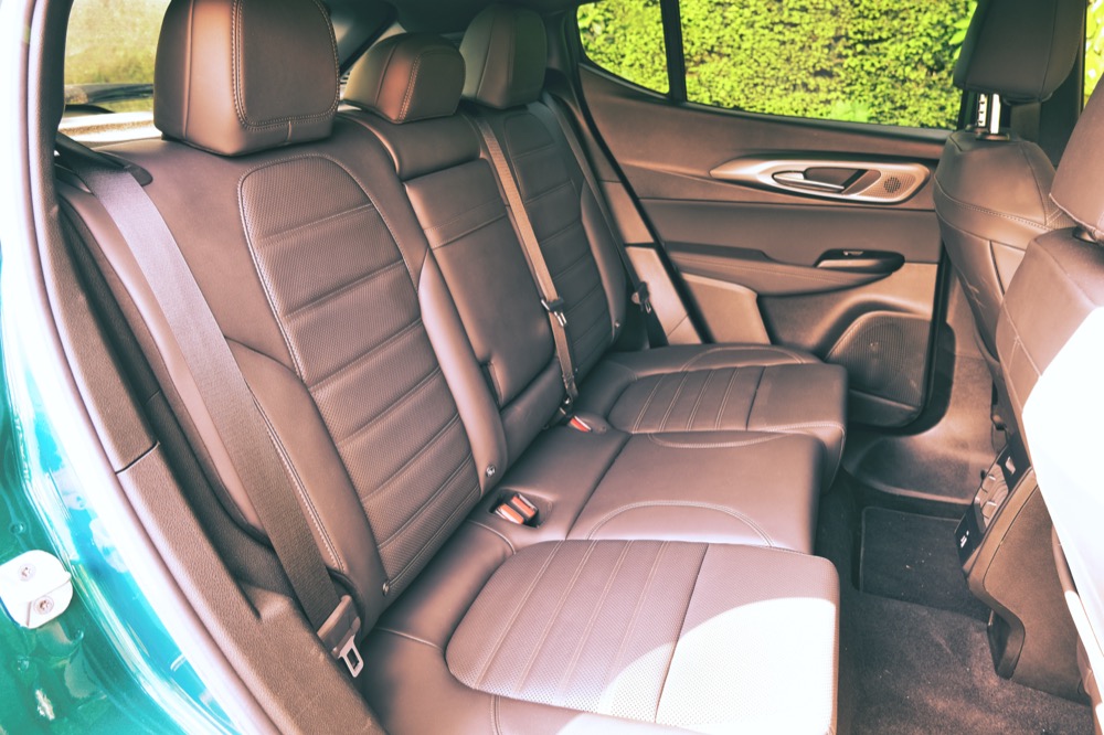 Alfa Romeo Tonale Veloce 1.3 280 PHEV Review