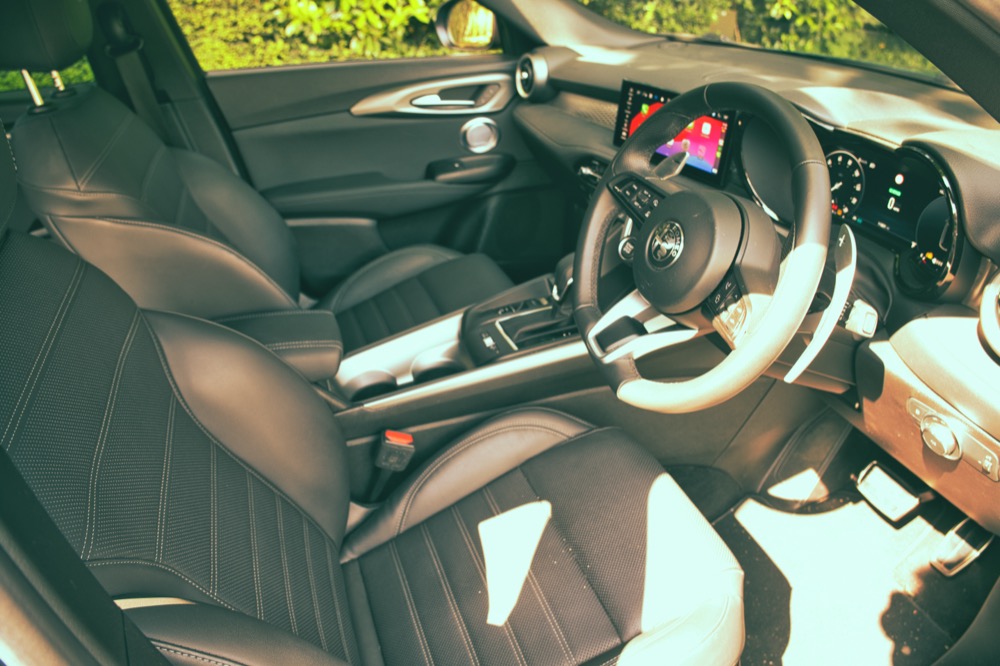 Alfa Romeo Tonale Veloce 1.3 280 PHEV Review