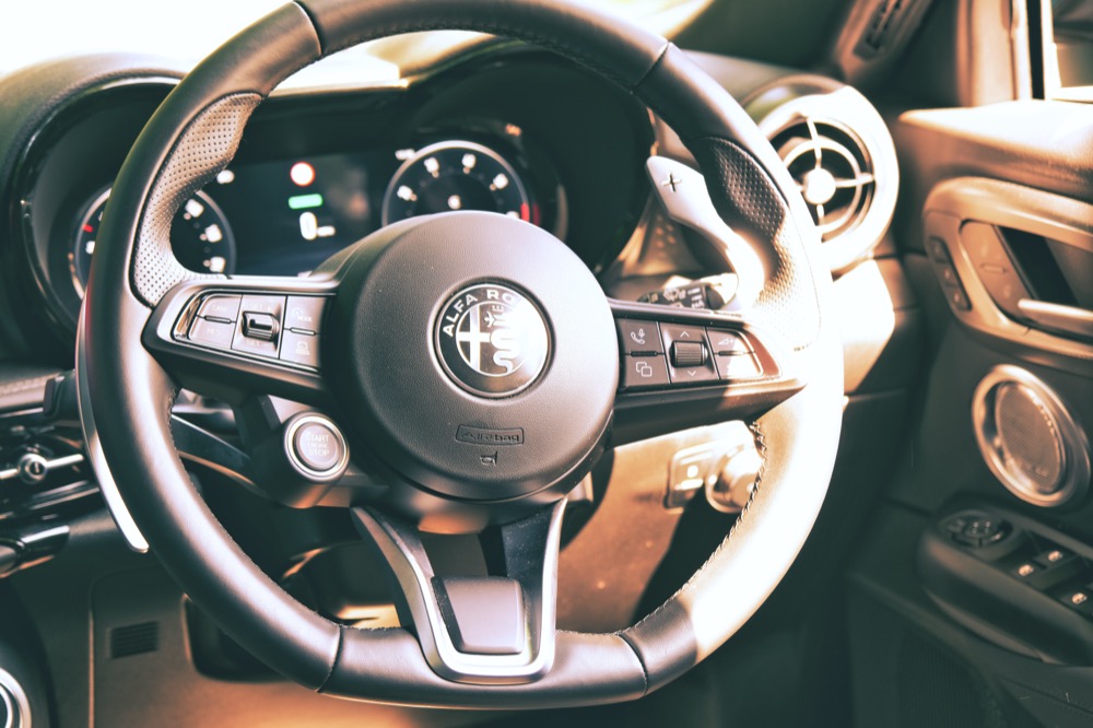 Alfa Romeo Tonale Veloce 1.3 280 PHEV Review
