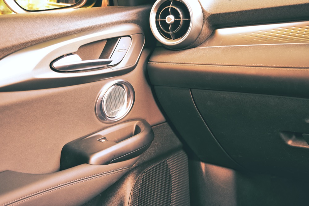 Alfa Romeo Tonale Veloce 1.3 280 PHEV Review