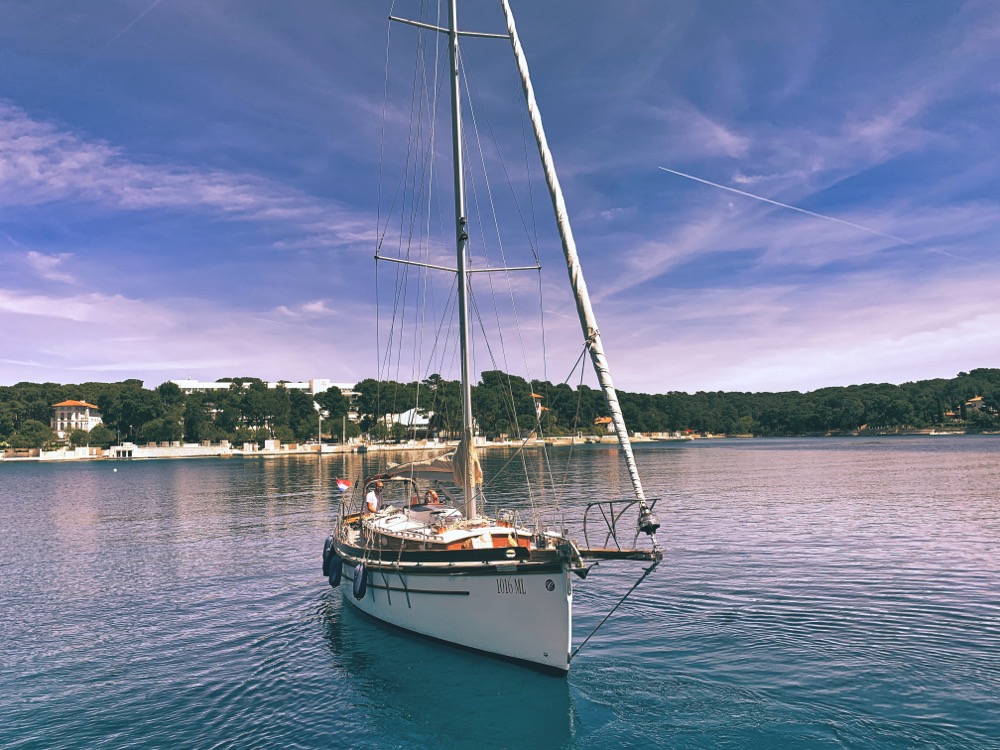 Catriona II Yacht
