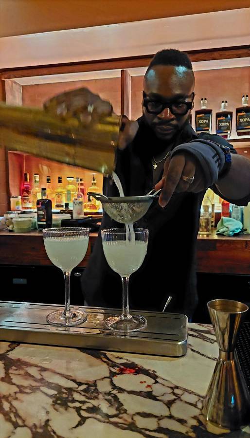 Bartender at Casa Barú UK rum launch