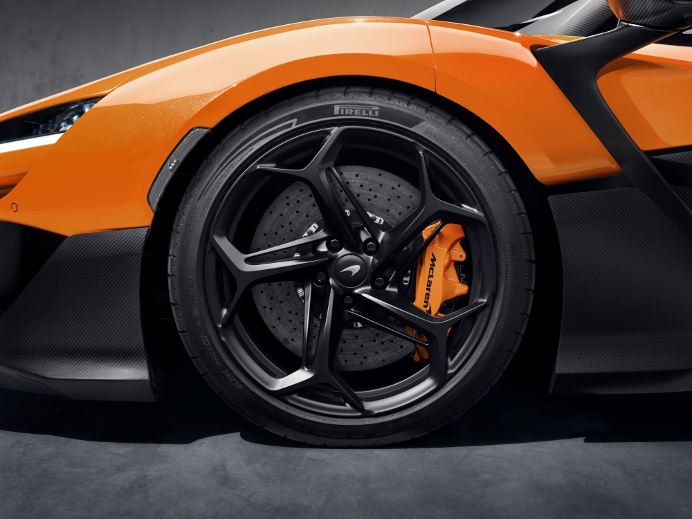McLaren W1