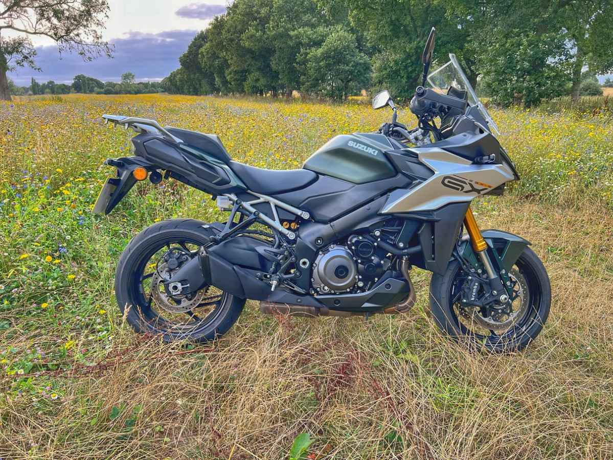 Suzuki-GSX-S1000GX