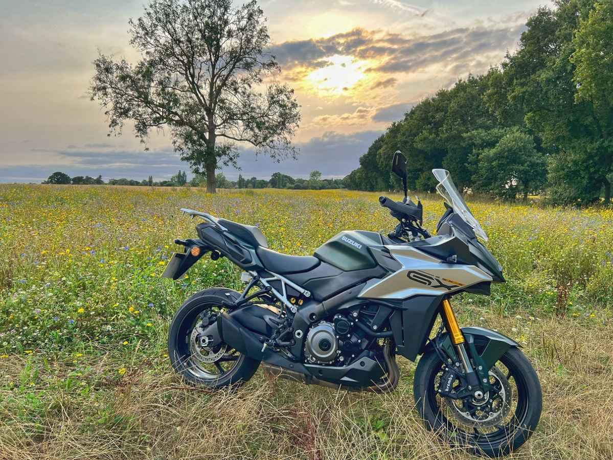 Suzuki-GSX-S1000GX