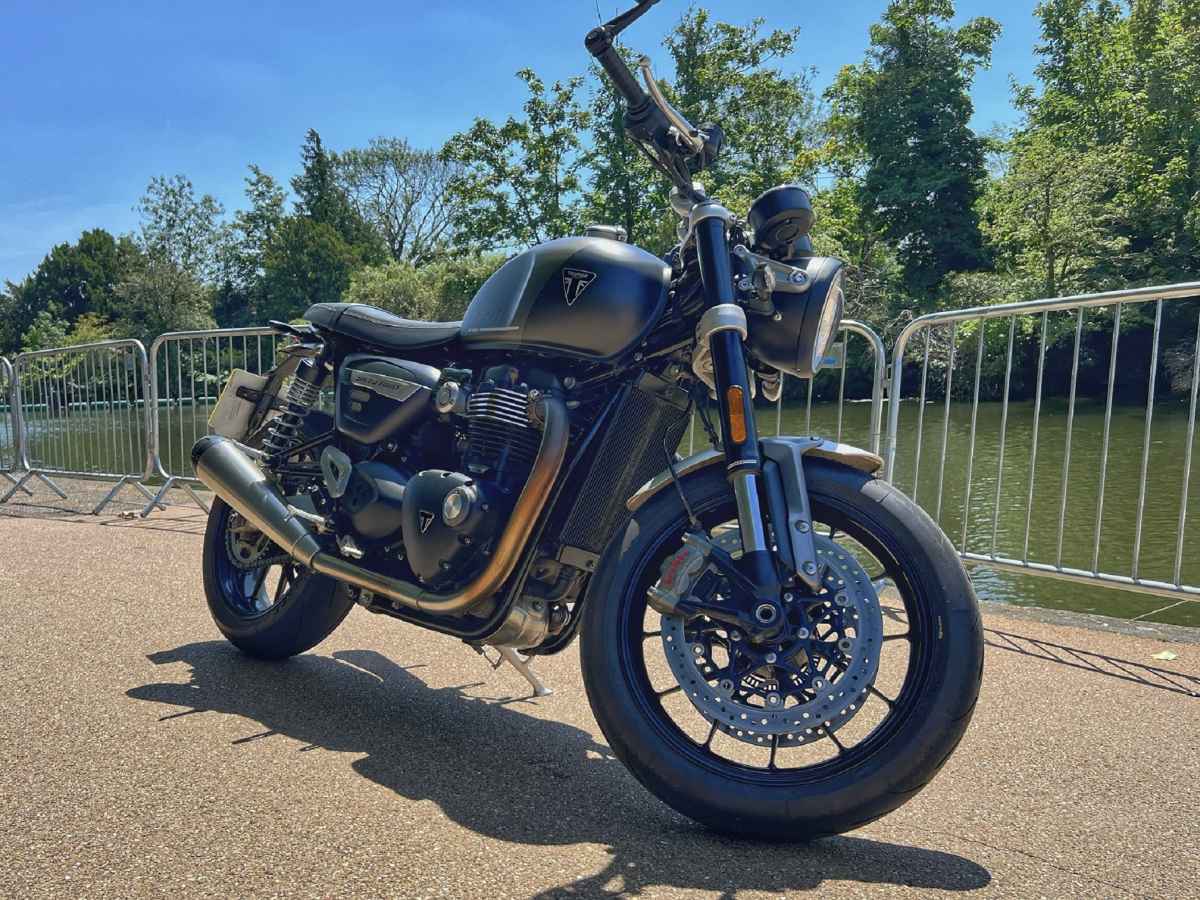 Triumph Speed Twin 1200
