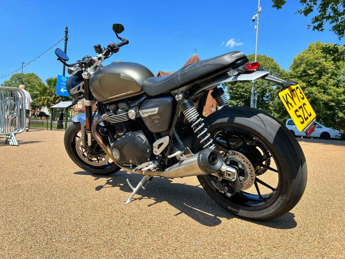 Triumph Speed Twin 1200