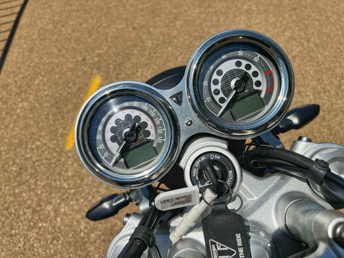Triumph Speed Twin 1200