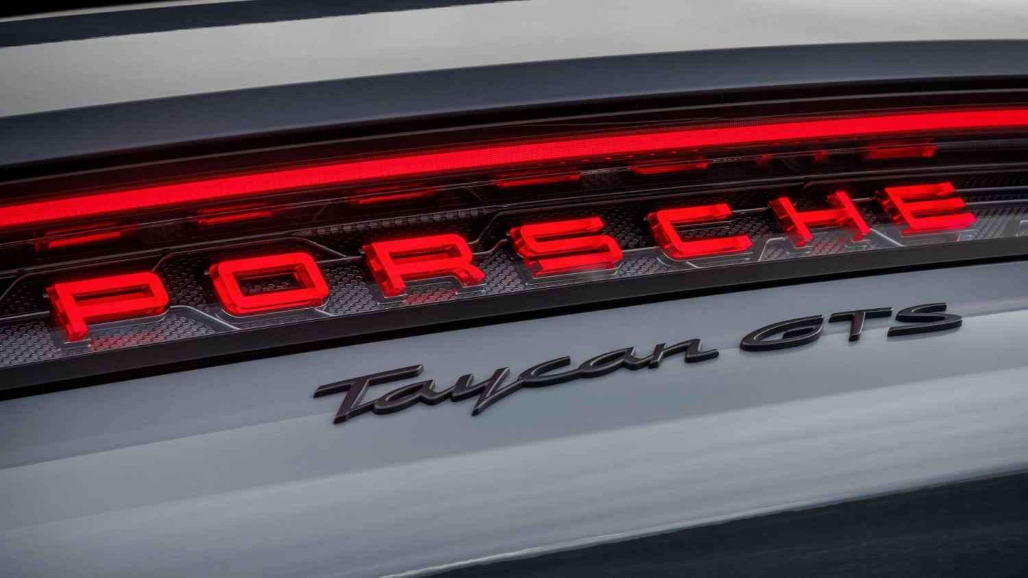 Porsche Taycan GTS