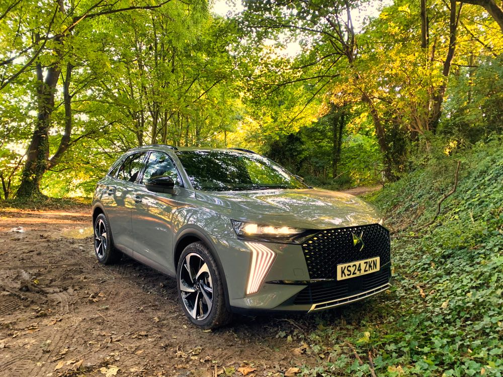DS 7 Opera E-TENSE 4x4 300 SUV