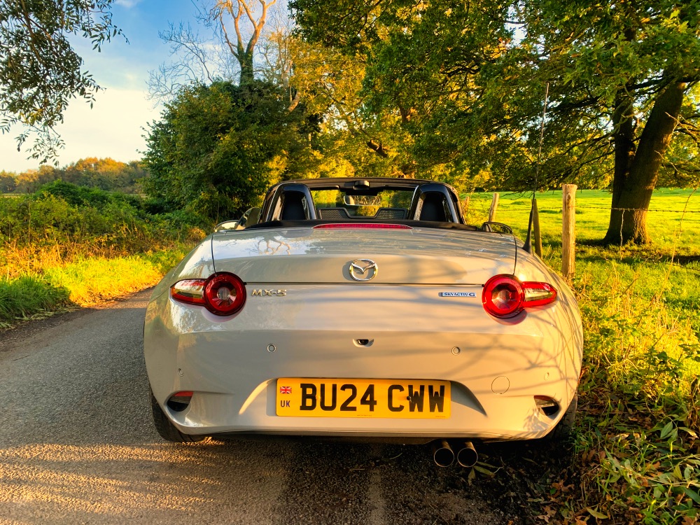 Mazda MX-5 Homura Roadster Review