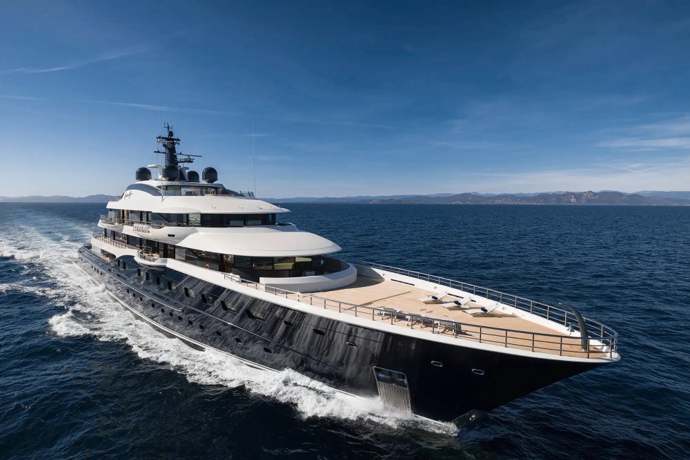 Here Comes The Sun Yacht