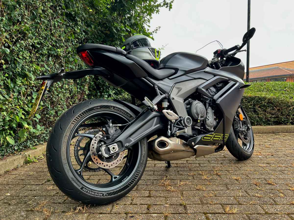 Triumph Daytona 660