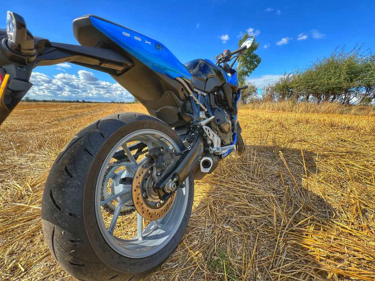 Suzuki GSX-8R