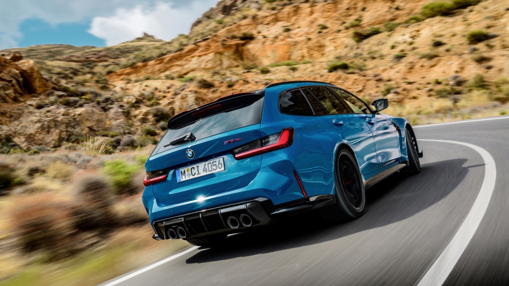 NEW BMW M3 CS TOURING