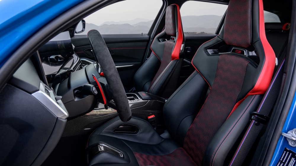 NEW BMW M3 CS TOURING