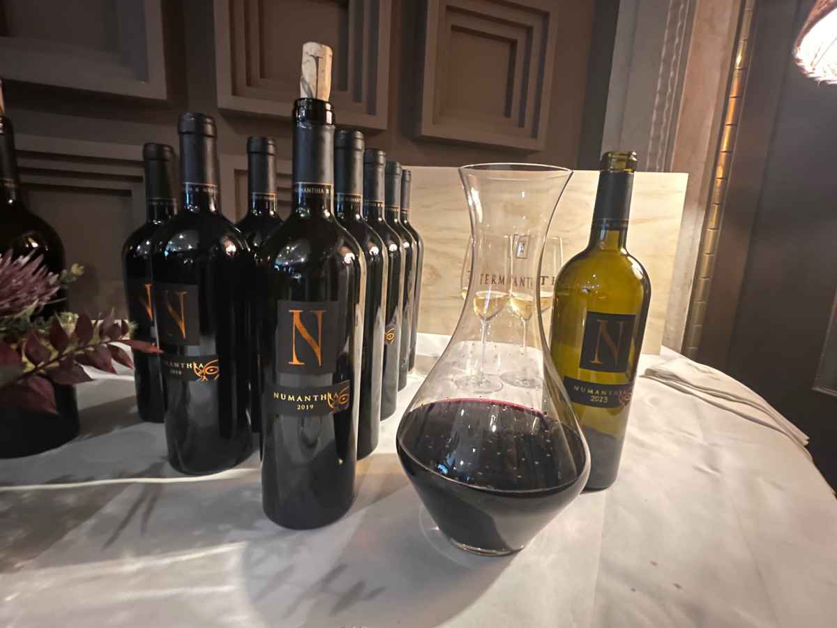 Numanthia Vertical