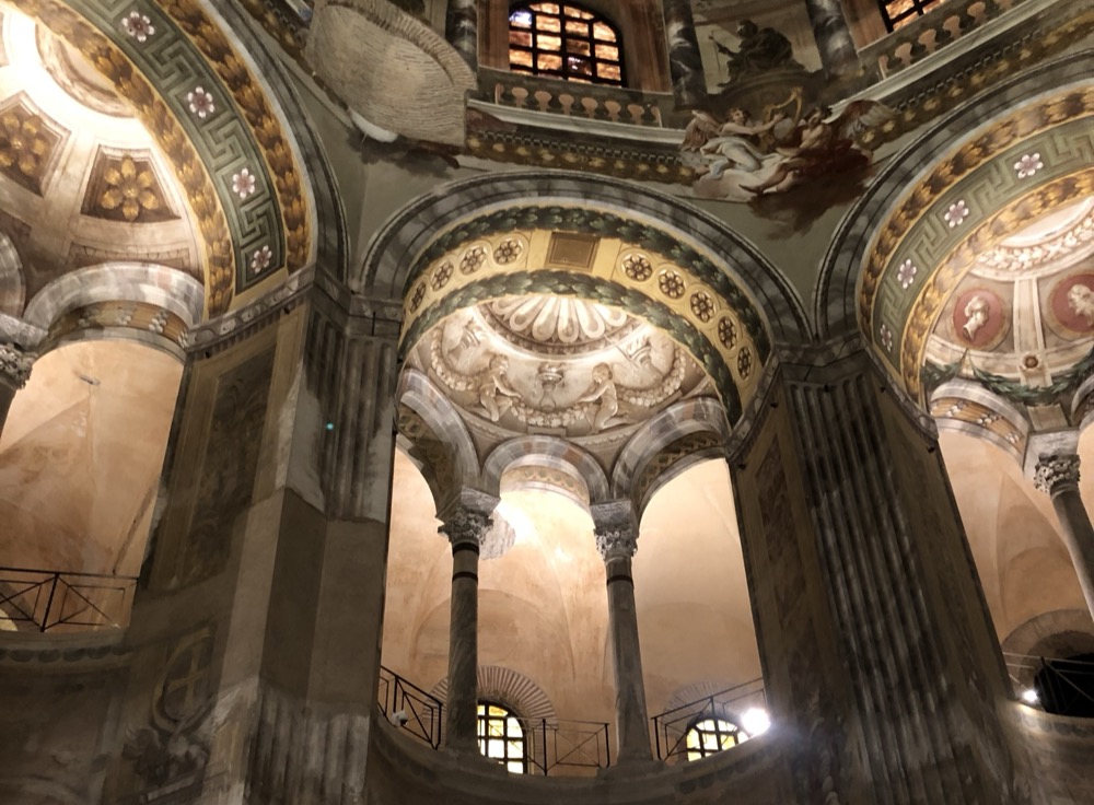 Travel Guide Bologna