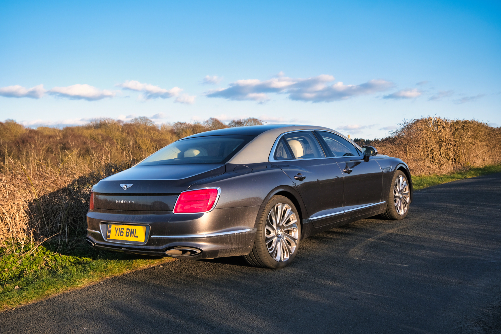 Bentley Flying Spur Mulliner Electric Hybrid