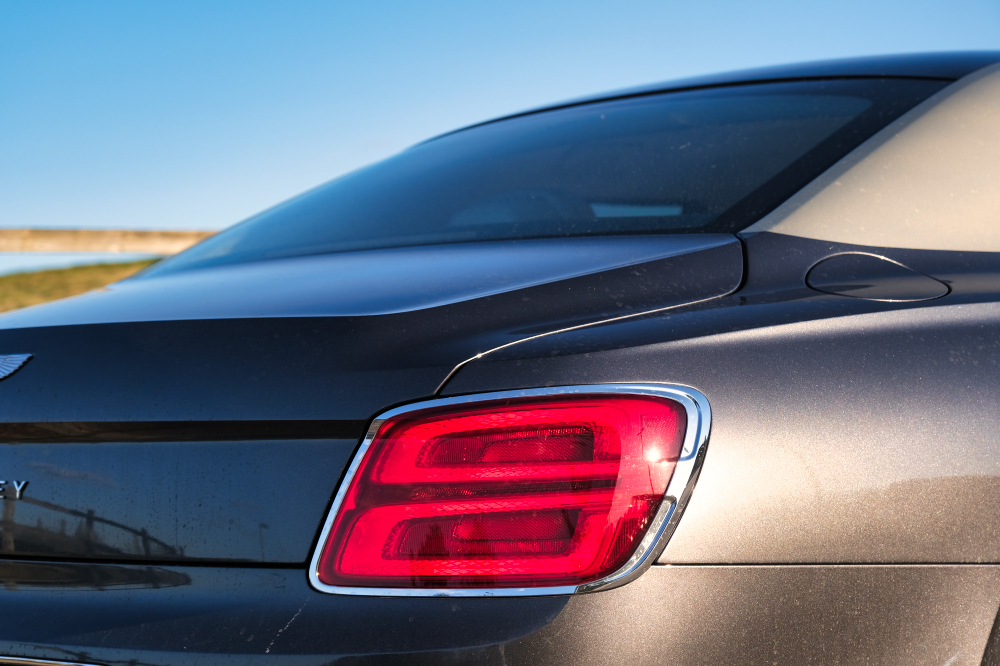Bentley Flying Spur Mulliner Electric Hybrid