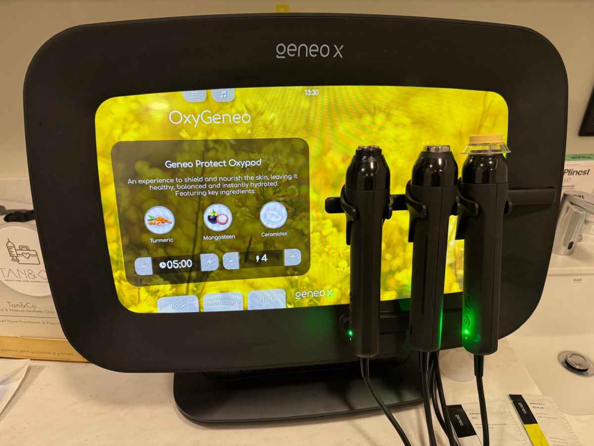 The Geneo X device