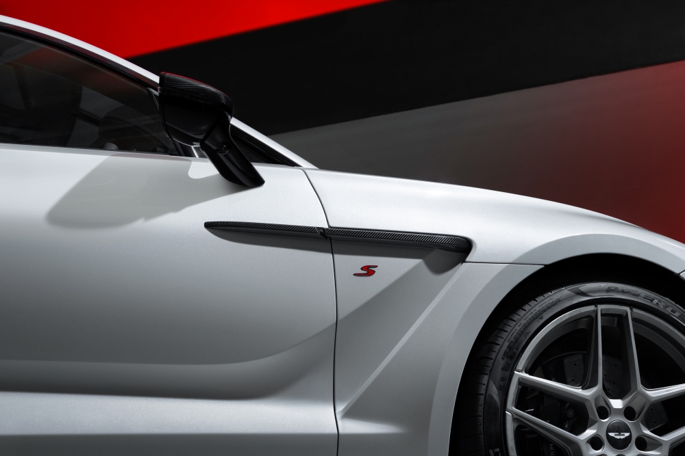 New Aston Martin DBX S
