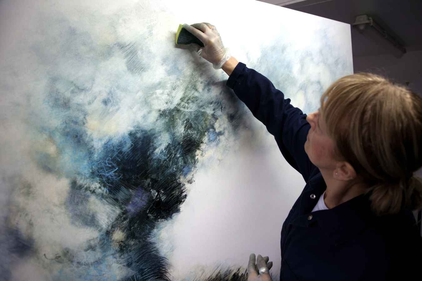 Gina Parr painting