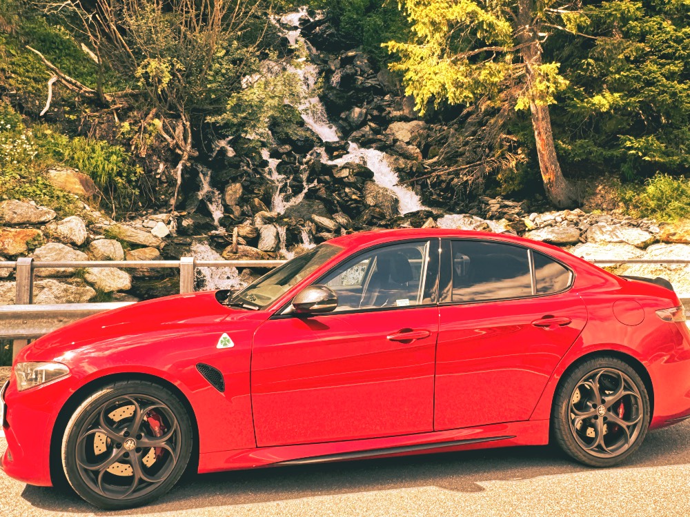 Alfa Romeo Giulia Quadrifoglio