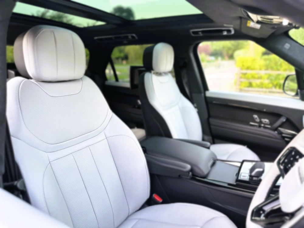 Range Rover Sport P550e