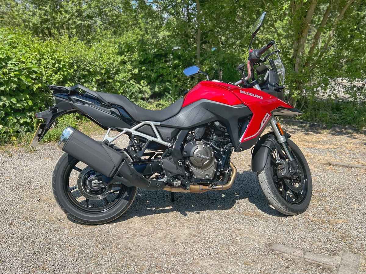 Suzuki V-Strom 800 RE