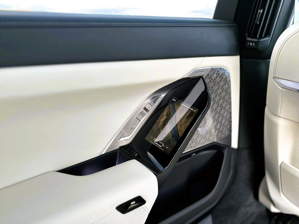 BMW 750e