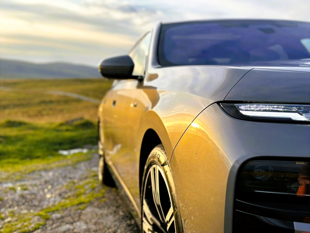 BMW 750e