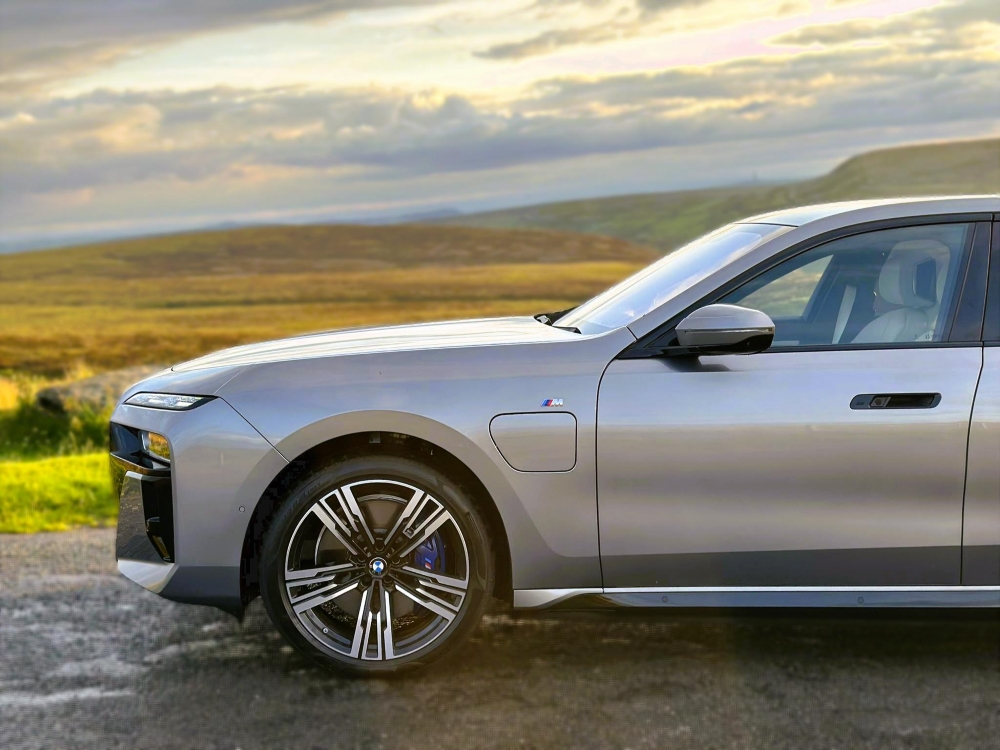 BMW 750e
