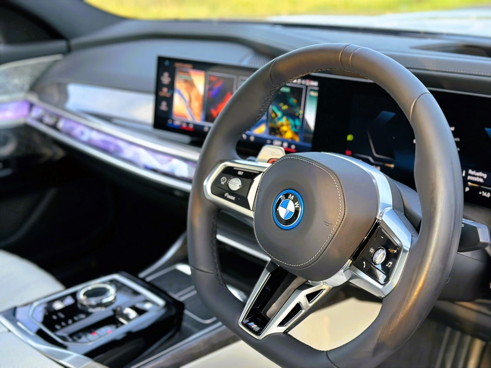 BMW 750e